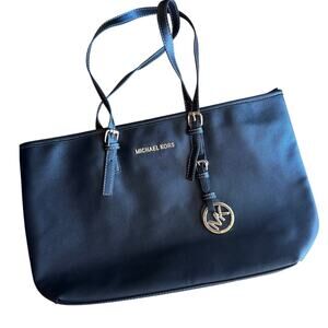 ✨ Michael Kors Jet Set Travel Black Saffiano Tote Bag